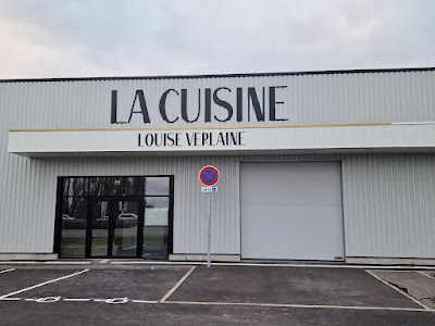 La Cuisine Valenciennes by Louise Verlaine à Petite-Forêt