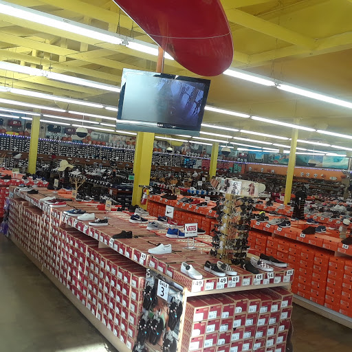 Shoe Store «Shoe City», reviews and photos, 4450 Firestone Blvd, South Gate, CA 90280, USA