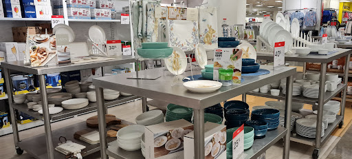 Shopping Mall «Visalia Mall», reviews and photos, 2031 S Mooney Blvd, Visalia, CA 93277, USA