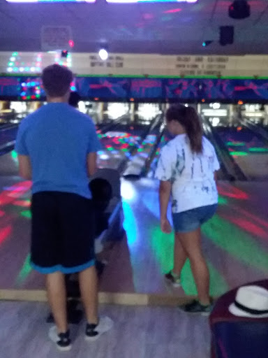 Bowling Alley «Conway Family Bowling Center», reviews and photos, 1010 E Oak St, Conway, AR 72032, USA