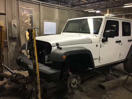 Auto Repair Shop «Eastern Auto Company», reviews and photos, 26350 W 8 Mile Rd, Southfield, MI 48033, USA