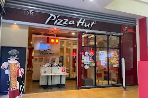 Pizza Hut Restaurant Merdeka Plaza image