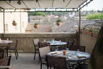 Atmosphère du Restaurant français Restaurant Les Jardins d'été - Chartreuse de Villeneuve lez Avignon à Villeneuve-lès-Avignon - n°13
