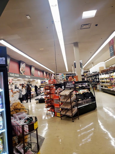 Grocery Store «Safeway», reviews and photos, 401 S. Roosevelt, Seaside, OR 97138, USA