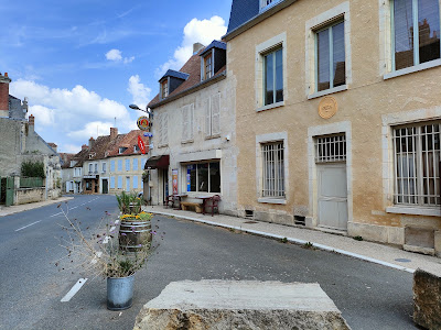 Café de la mairie à Donzy