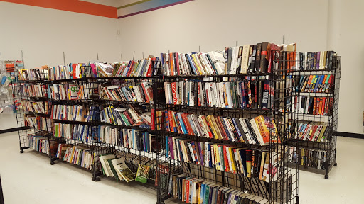 Thrift Store «Gilbert & Guadalupe Goodwill Retail Store & Donation Center», reviews and photos, 868 N Gilbert Rd, Gilbert, AZ 85234, USA