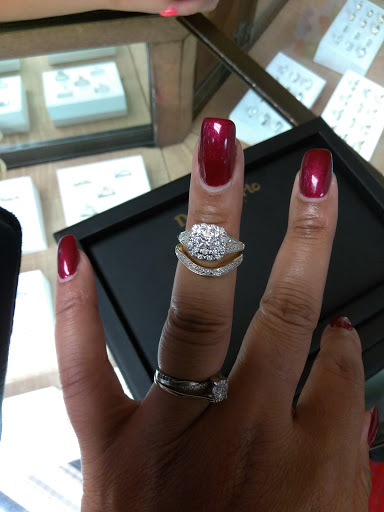 Jeweler «Don Roberto Jewelers», reviews and photos, 813 N Avalon Blvd, Wilmington, CA 90744, USA