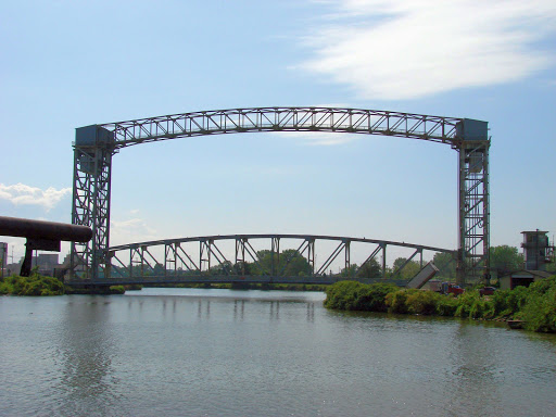 Willow Avenue Bridge