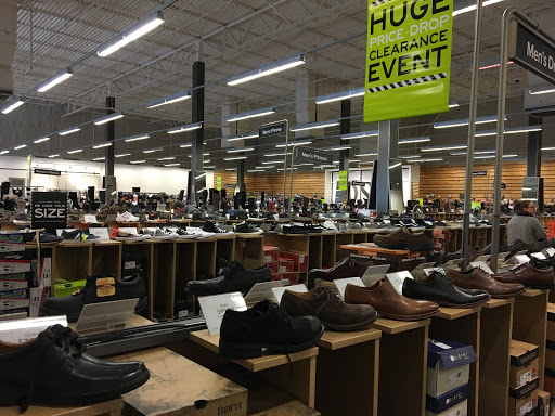Shoe Store «DSW Designer Shoe Warehouse», reviews and photos, 300 Commons Way, Bridgewater, NJ 08807, USA