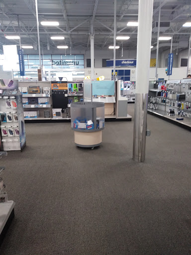 Electronics Store «Best Buy», reviews and photos, 12410 St Charles Rock Rd, Bridgeton, MO 63044, USA