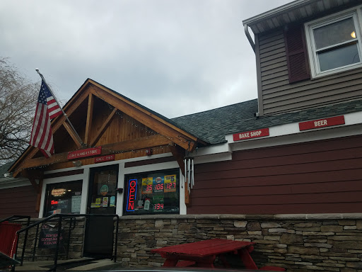 Deli «Lake Wanda Store», reviews and photos, 812 Canistear Rd, Highland Lakes, NJ 07422, USA