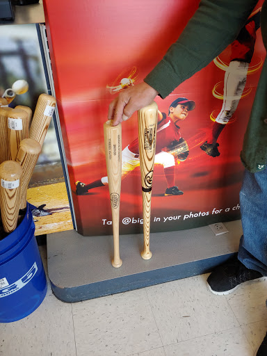 Sporting Goods Store «Big 5 Sporting Goods», reviews and photos, 4330 N Fwy Rd, Pueblo, CO 81008, USA