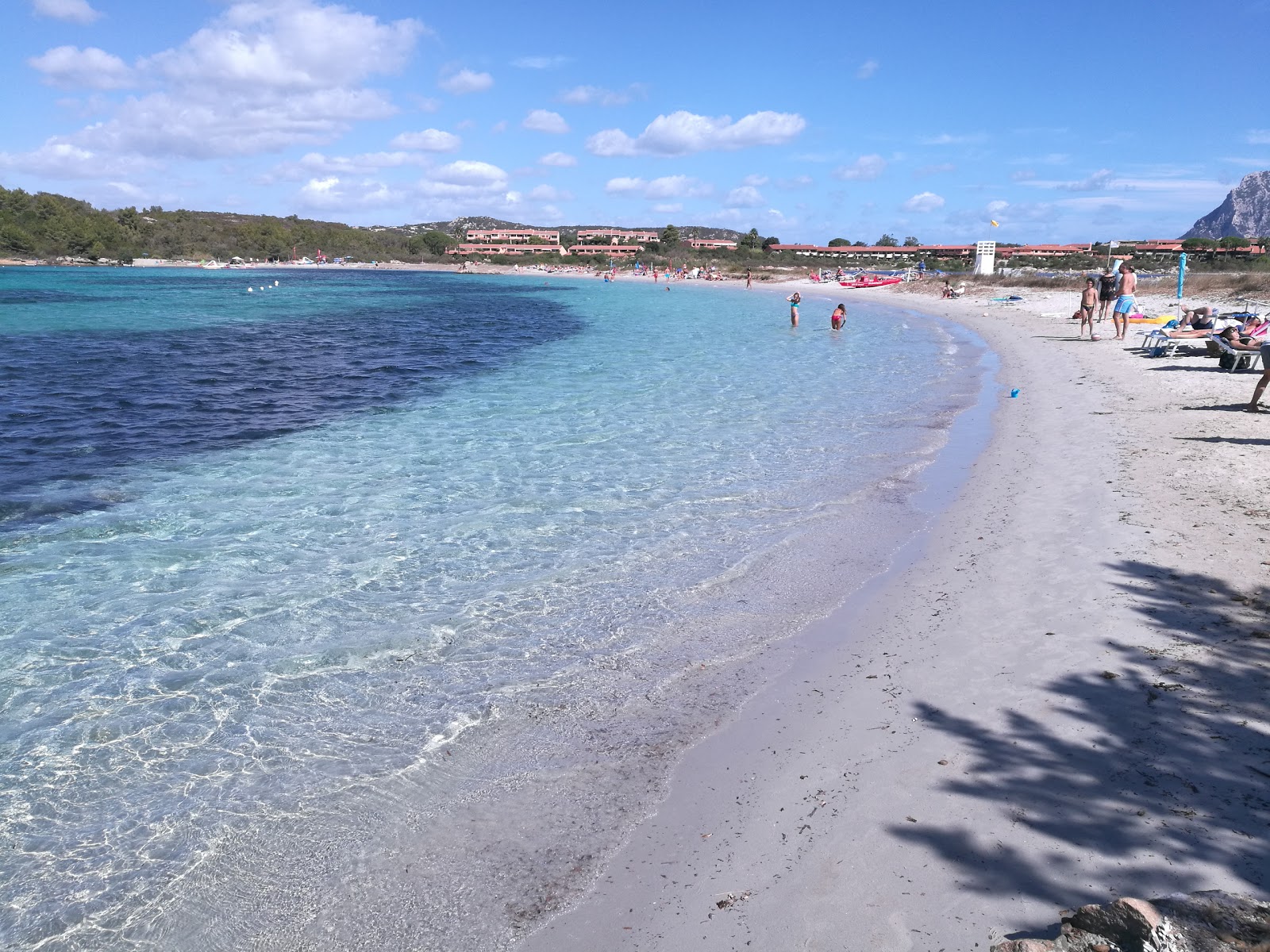 Foto van Salina Bamba Strand met turquoise puur water oppervlakte