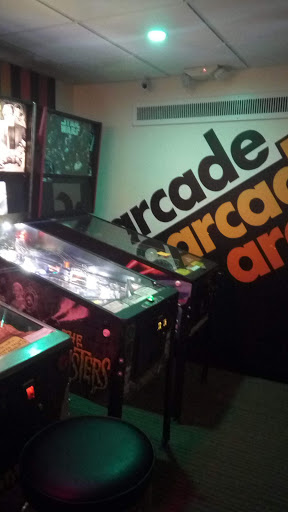 Bowling Alley «Bowlero Lanes & Lounge», reviews and photos, 4209 Coolidge Hwy, Royal Oak, MI 48073, USA