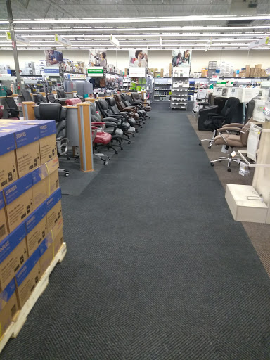 Office Supply Store «Staples», reviews and photos, 2080 W Empire Ave, Burbank, CA 91504, USA