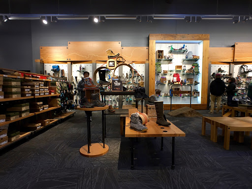 Camping Store «REI», reviews and photos, 6424 Sawmill Rd, Columbus, OH 43235, USA