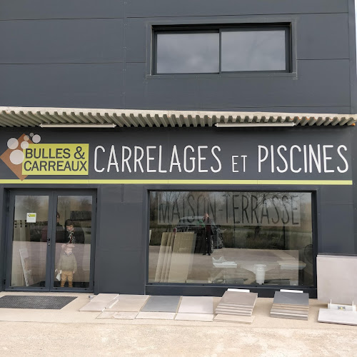 BULLES ET CARREAUX à Camaret-sur-Aigues