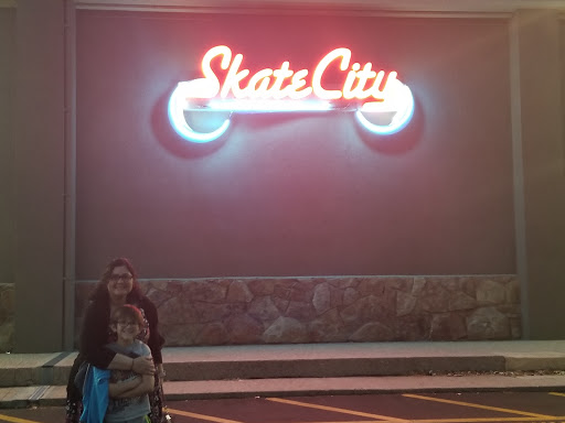 Roller Skating Rink «Skate City Littleton», reviews and photos