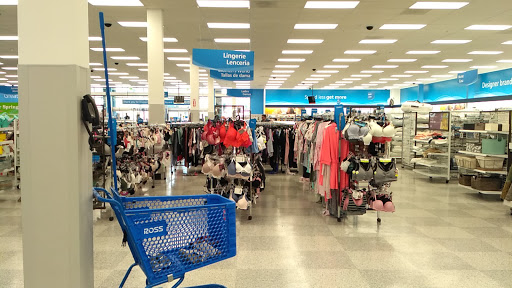 Clothing Store «Ross Dress for Less», reviews and photos, 10700 MacArthur Blvd, Oakland, CA 94605, USA