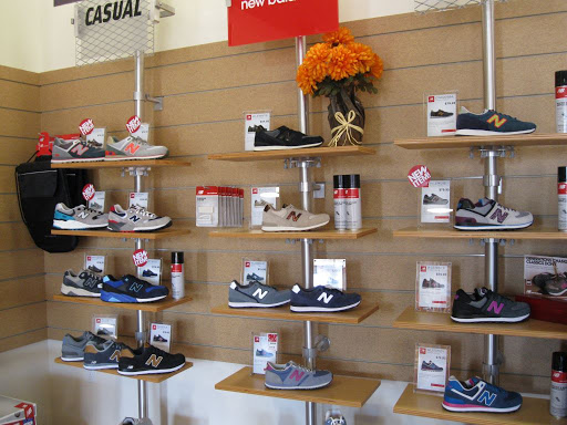 Shoe Store «New Balance Fairview Heights», reviews and photos, 6540 N Illinois St #104, Fairview Heights, IL 62208, USA