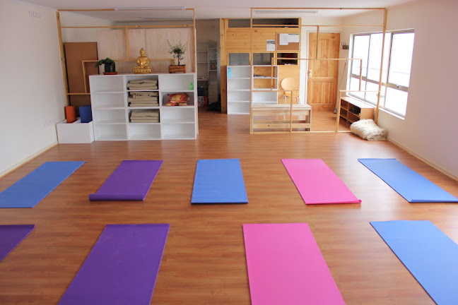 Escuela de Yoga Comunidad Kundalini - Valdivia