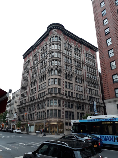 Clothing Store «J.Crew Collection», reviews and photos, 769 Madison Ave, New York, NY 10065, USA