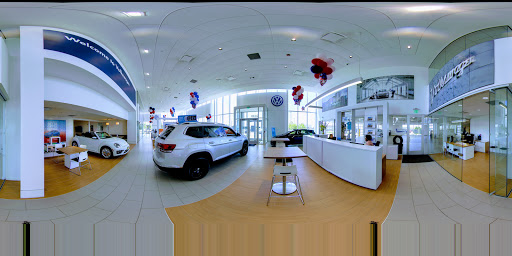 Volkswagen Dealer «Elgin Volkswagen», reviews and photos, 2630 Auto Mall Dr, Elgin, IL 60124, USA