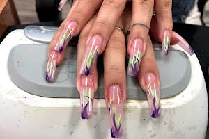 Modern Nails & Salon image