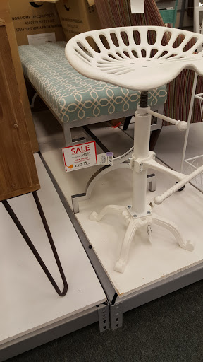 Home Goods Store «Tuesday Morning», reviews and photos, 13410 Meridian E, Puyallup, WA 98373, USA