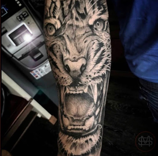 Tattoo Shop «Raw Power Tattoo», reviews and photos, 930 Bustleton Pike, Feasterville Trevose, PA 19053, USA