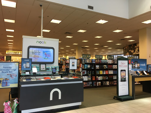 Book Store «Barnes & Noble», reviews and photos, 20600 N Rand Rd, Deer Park, IL 60010, USA