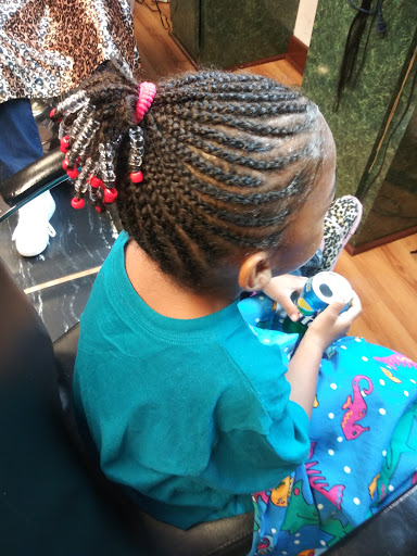 Beauty Salon «Goldfinger Beauty Salon», reviews and photos, 731 Columbia Ave, Lancaster, PA 17603, USA