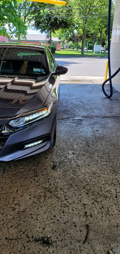 Self Service Car Wash «Bayport Self-Service Car Wash», reviews and photos, 666 Montauk Hwy, Bayport, NY 11705, USA