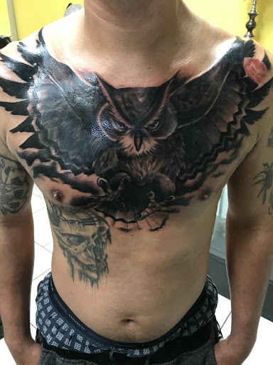 Tattoo Shop «Phat Boys Tattoos & Body Piercings», reviews and photos, 6640 Southwest Fwy A, Houston, TX 77074, USA