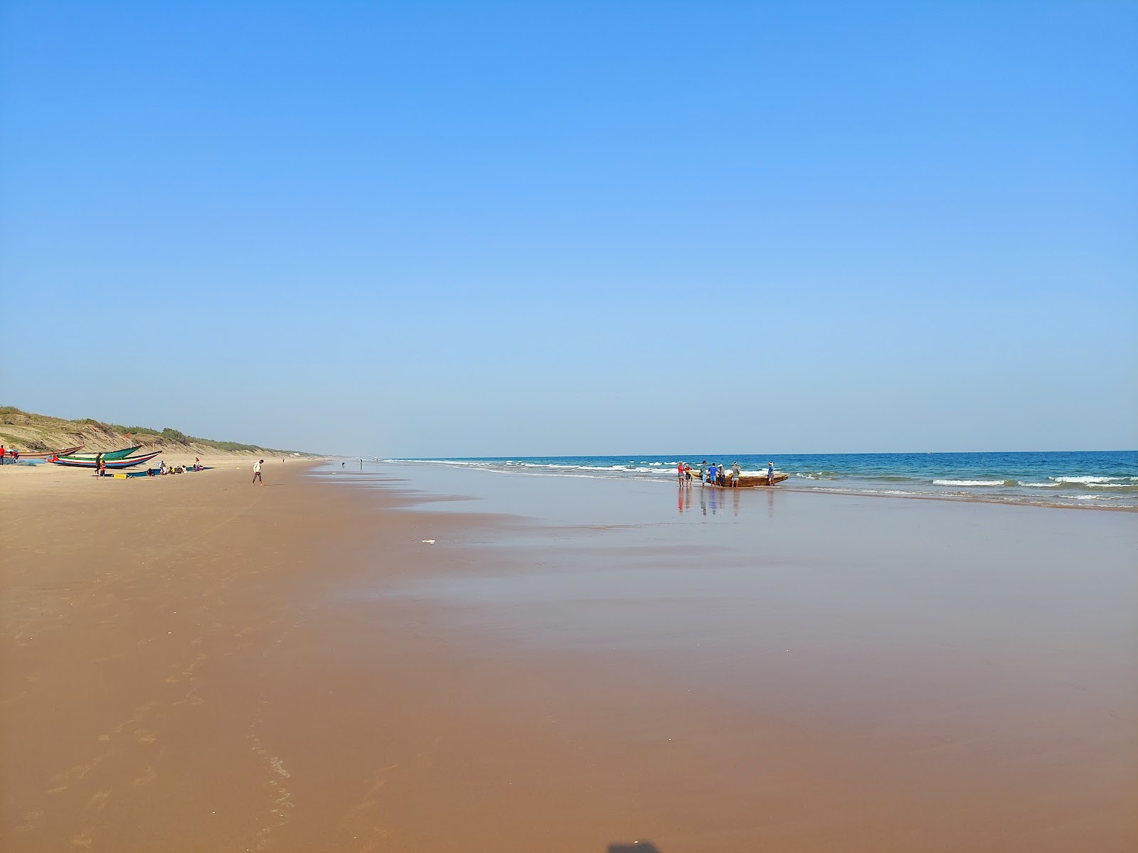 Foto von Garampeta Beach mit beiger sand Oberfläche