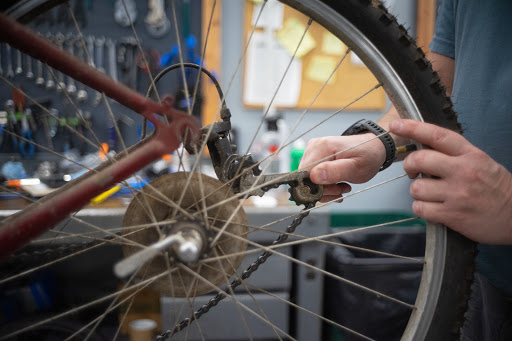 Bicycle Store «Cardinal Bicycle», reviews and photos, 2901 Orange Ave NE, Roanoke, VA 24012, USA