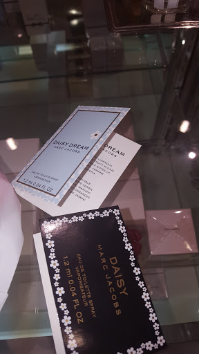 Department Store «Younkers», reviews and photos, 3800 Merle Hay Rd, Des Moines, IA 50310, USA