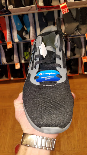 Payless ShoeSource, 3426 Garth Rd, Baytown, TX 77521, USA, 