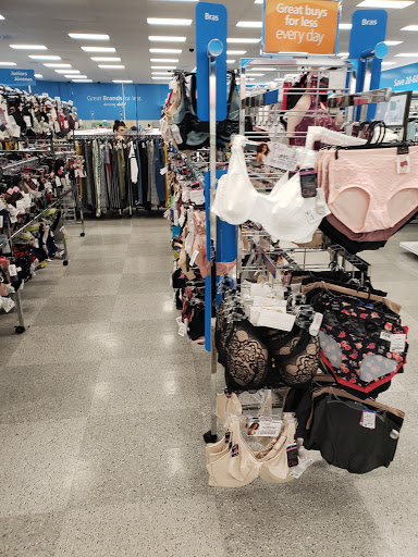 Clothing Store «Ross Dress for Less», reviews and photos, 1030 N Rengstorff Ave, Mountain View, CA 94043, USA