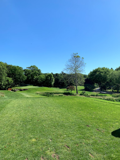 Golf Course «Guilford Lakes Golf Course», reviews and photos, 200 N Madison Rd, Guilford, CT 06437, USA