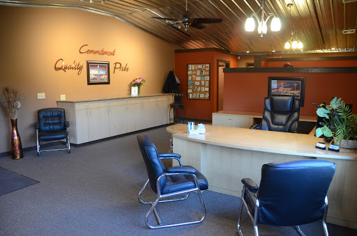 Auto Body Shop «Hove Autobody», reviews and photos, 883 WI-65, River Falls, WI 54022, USA