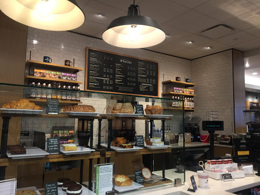 Electronics Store «Amazon Books», reviews and photos, 246 Legacy Pl, Dedham, MA 02026, USA