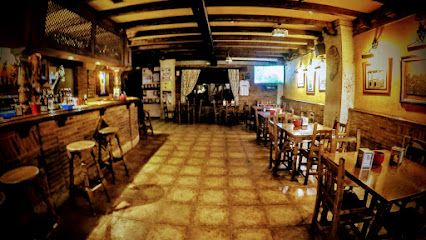 Bar La Behetría - 34310 de, Pl. Obispo Ibáñez, 7, 34310 Becerril de Campos, Palencia, Spain