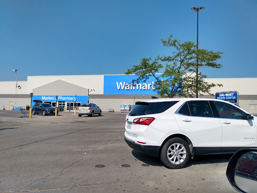 Department Store «Walmart Supercenter», reviews and photos, 415 Industrial Ave, Grinnell, IA 50112, USA