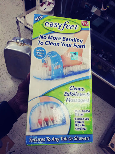 Thrift Store «Village Discount Outlet», reviews and photos, 3500 Cleveland Ave, Columbus, OH 43224, USA