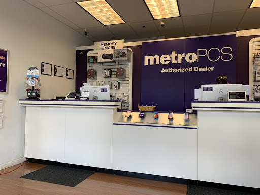 Cell Phone Store «MetroPCS Authorized Dealer», reviews and photos, 3832 River Rd N, Keizer, OR 97303, USA