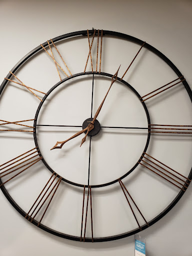 Furniture Store «Raymour & Flanigan Furniture and Mattress Outlet», reviews and photos, 1406 Elm St, West Springfield, MA 01089, USA