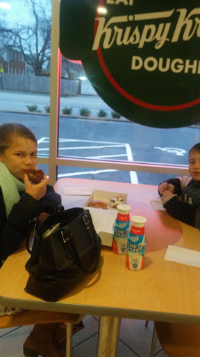Donut Shop «Krispy Kreme», reviews and photos, 3000 Bardstown Rd, Louisville, KY 40205, USA