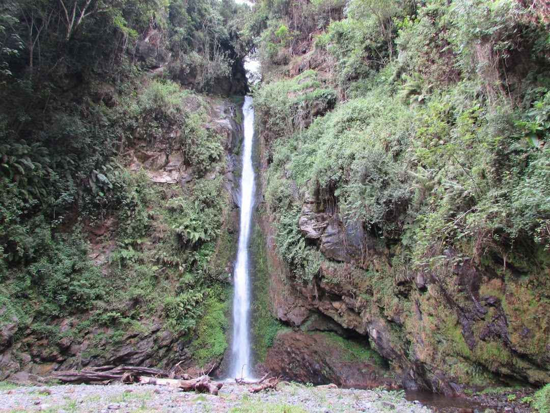 Nduruma Water falls