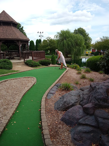 Golf Course «Otte Golf & Family Fun Center», reviews and photos, 681 Sheek Rd, Greenwood, IN 46143, USA